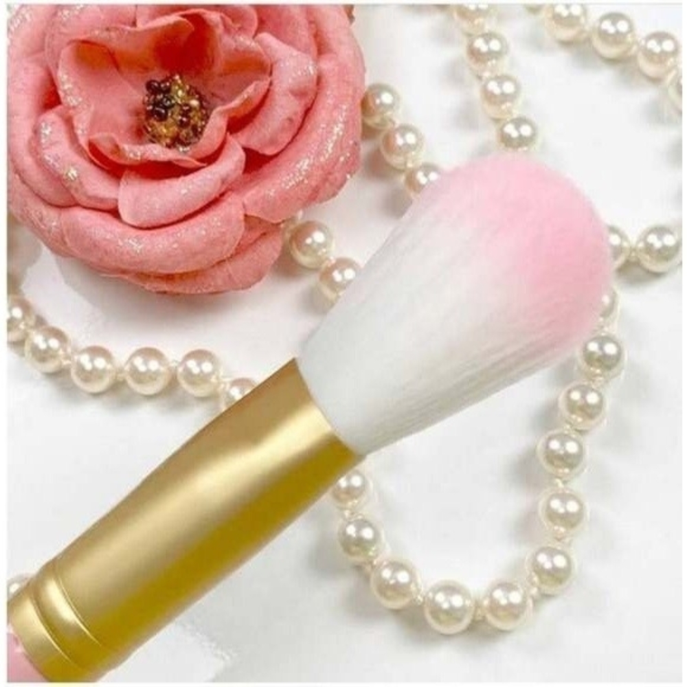 Too Faced Flatbuki Face Brush Cruelty-Free Teddy Bear Hair New